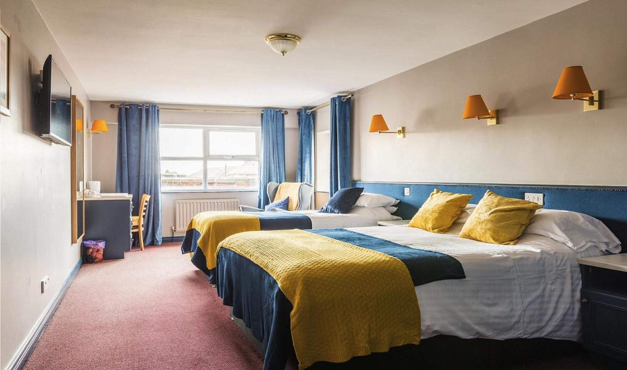 The Donard Bed & Breakfast Newcastle  Exterior photo