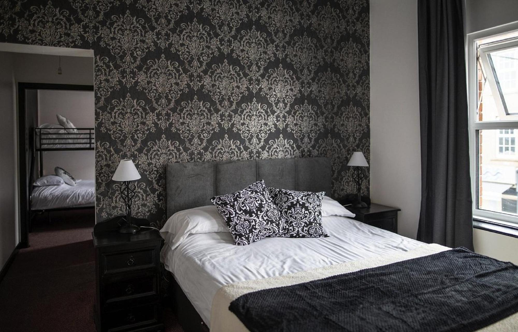 The Donard Bed & Breakfast Newcastle  Exterior photo