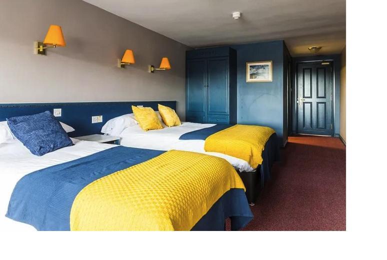 The Donard Bed & Breakfast Newcastle  Exterior photo