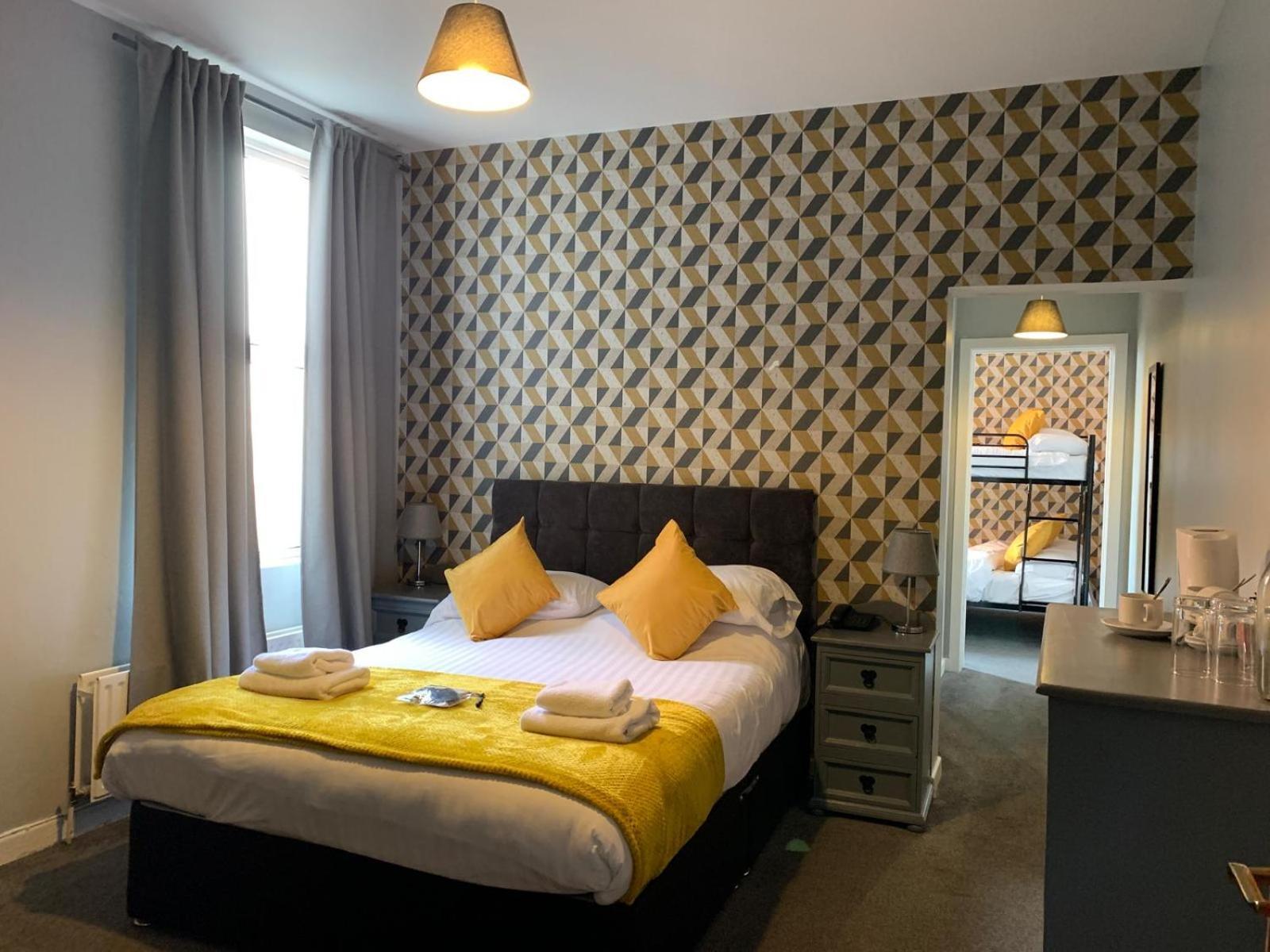 The Donard Bed & Breakfast Newcastle  Exterior photo